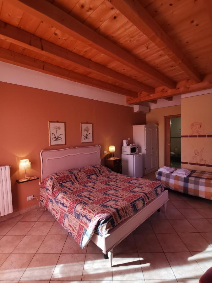 Agriturismo Dondino Cavriana Ngoại thất bức ảnh