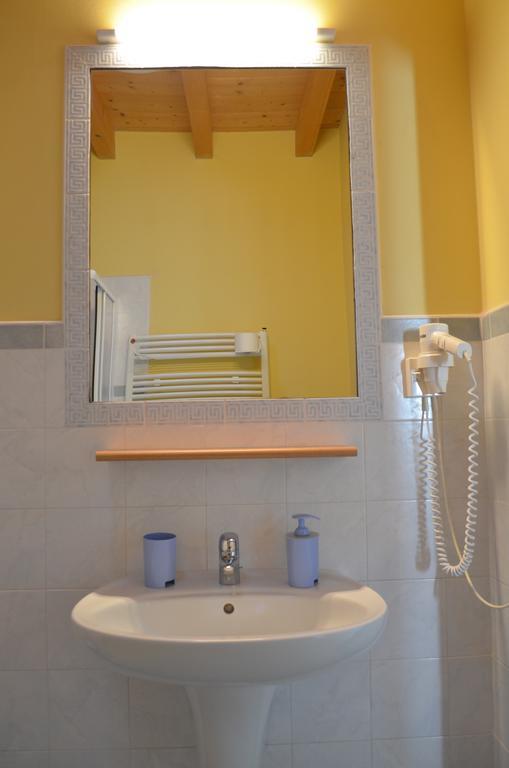 Agriturismo Dondino Cavriana Ngoại thất bức ảnh